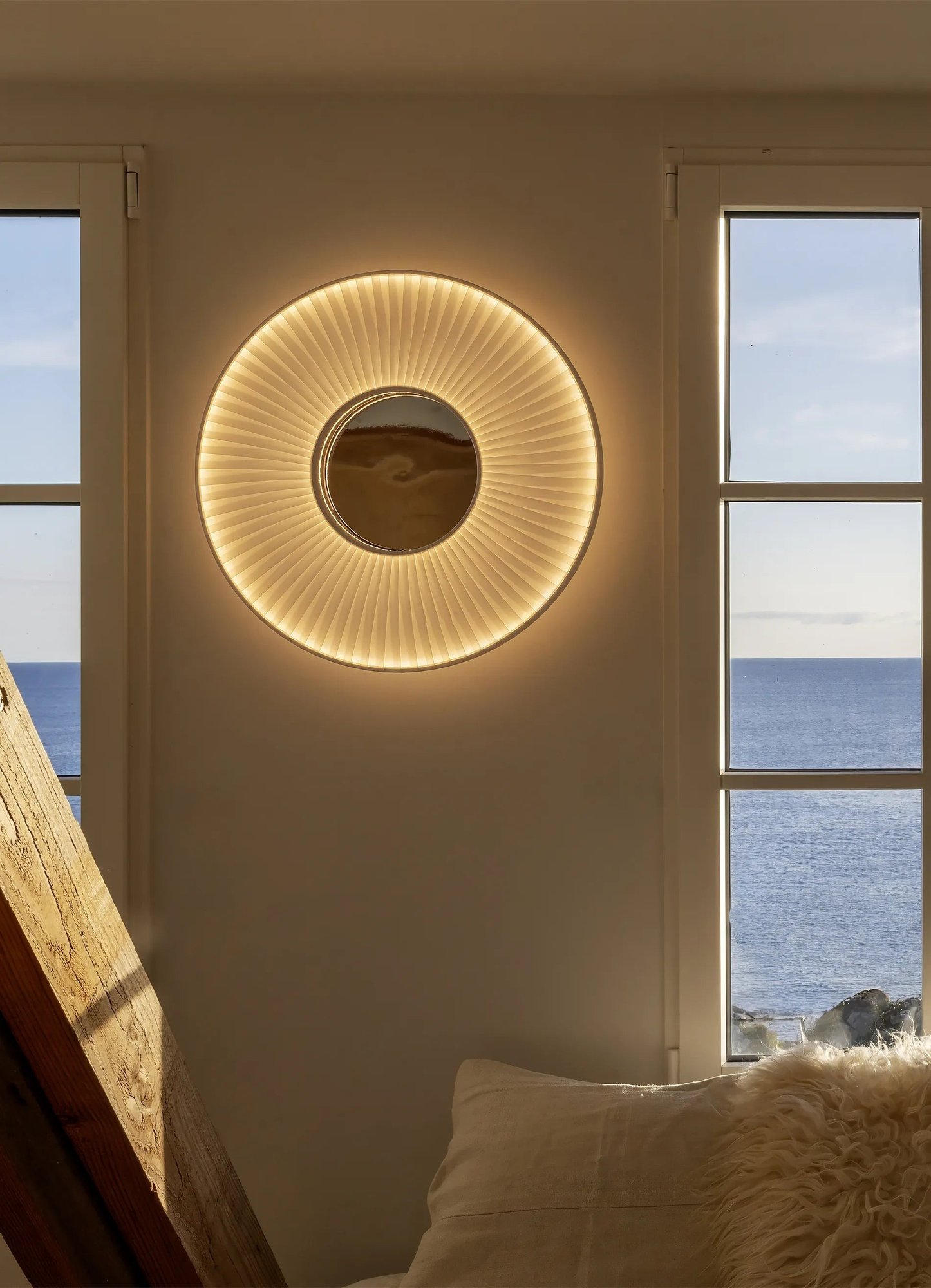 Настенный светильник Iris Mirror 60 DCW éditions