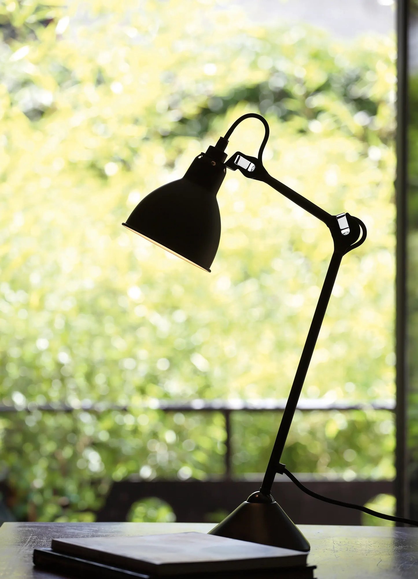 Светильник Lampe Gras N°205 DCW éditions