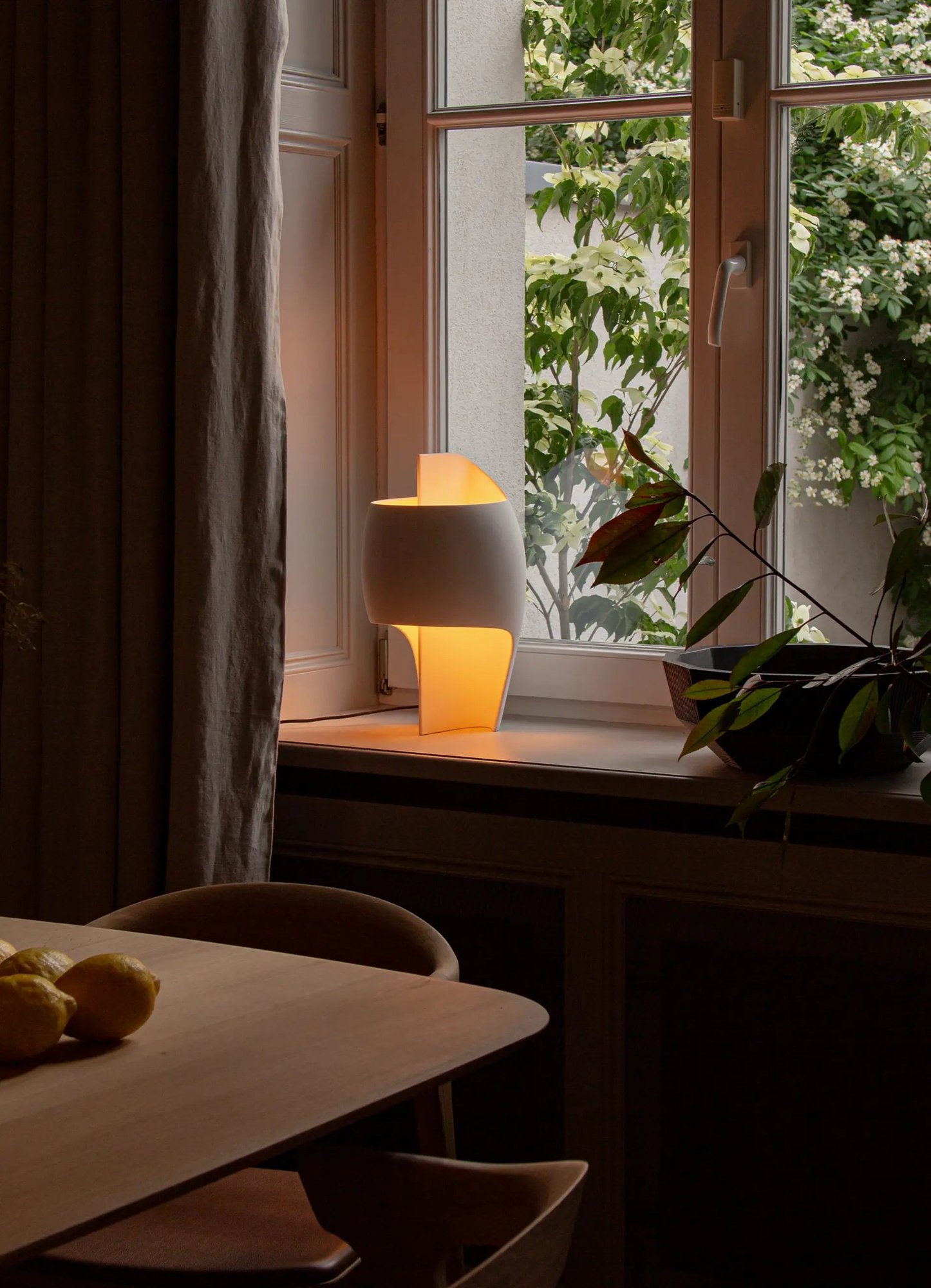 Настольный светильник La Lampe B DCW éditions