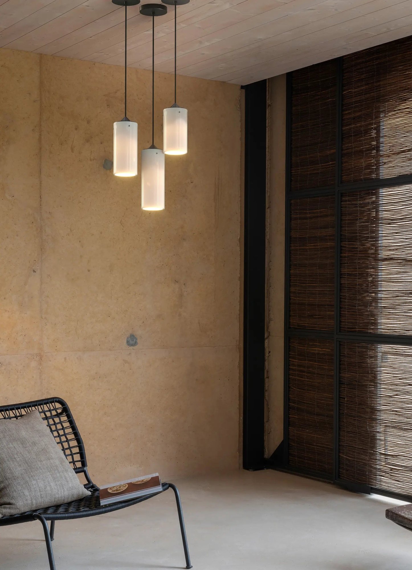 Потолочный светильник Tobo Porcelain Pendant 180 DCW éditions
