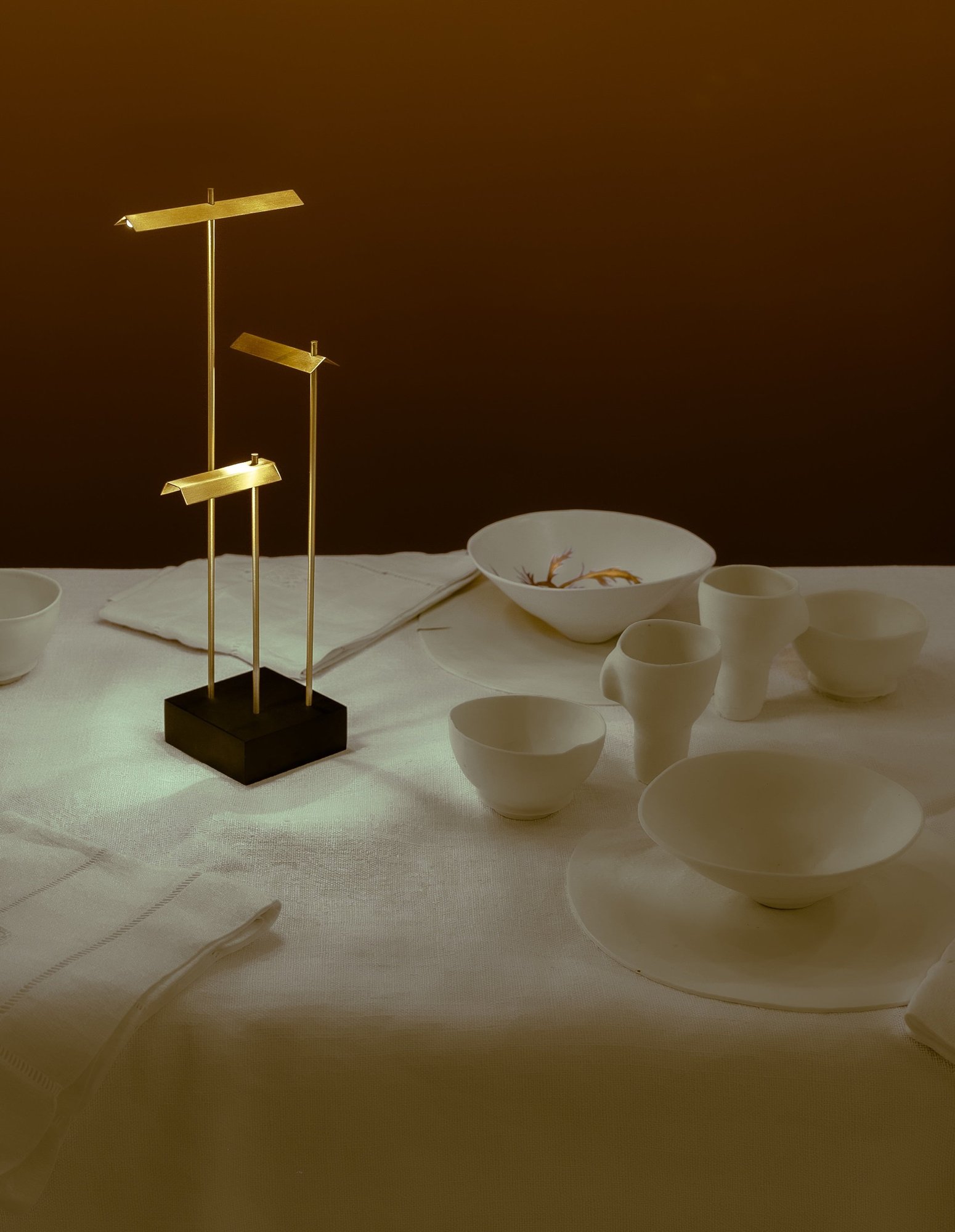 Настольный светильник Knokke / Collection Eric de Dormaël DCW éditions